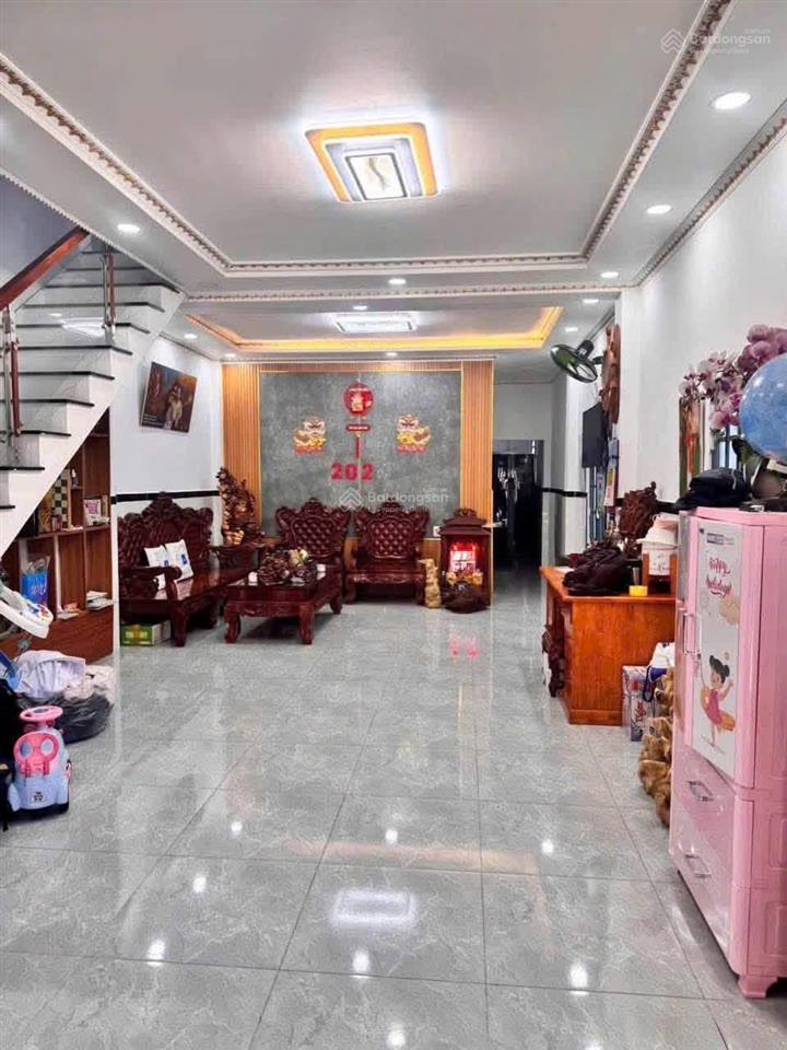 Bán nhà trệt lầu gần chợ dĩ an và cụm trường học dĩ an 123, vị trí trung tâm của dĩ an