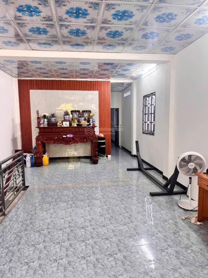 Bán nhà trệt lầu gần chợ dĩ an và cụm trường học dĩ an 123, vị trí trung tâm của dĩ an