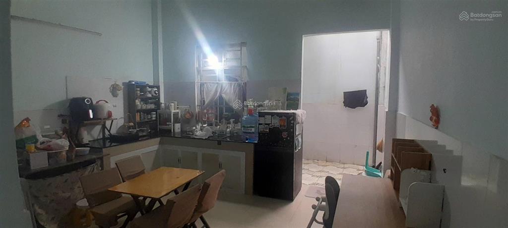 Cho thuê nhà trệt lầu đường 8 m cách siêu thị bigc (go) tầm 400m