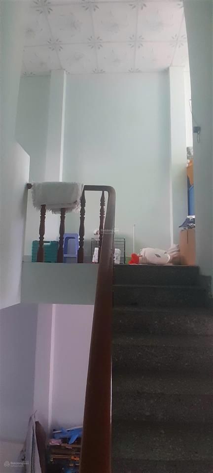 Cho thuê nhà trệt lầu đường 8 m cách siêu thị bigc (go) tầm 400m