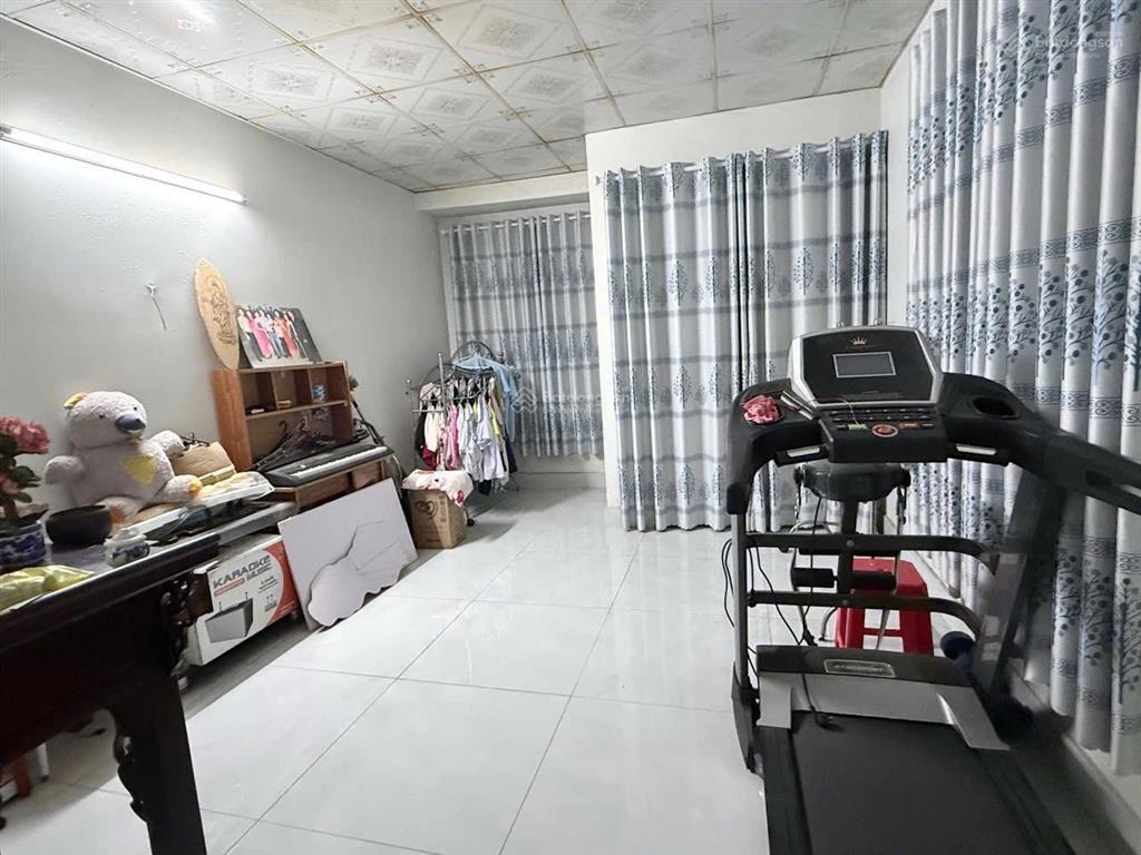 Bán nhà trệt lầu sát đường lê hồng phong, gần ngã ba cây điệp, dĩ an