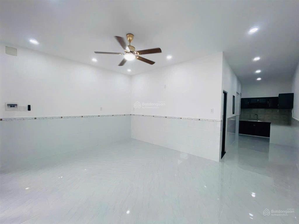 Bán nhà cấp 4 mới đẹp gần chợ đoàn thị kia dt 102 m2 ngang 4,7 m