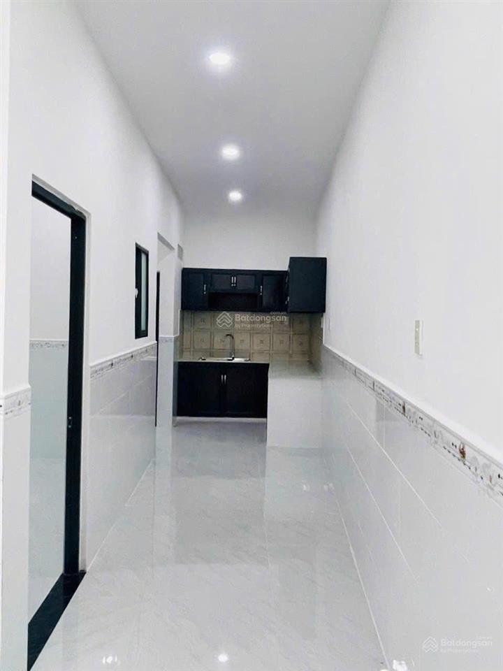 Bán nhà cấp 4 mới đẹp gần chợ đoàn thị kia dt 102 m2 ngang 4,7 m