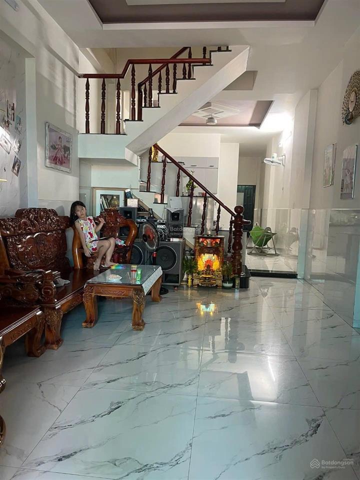 Bán nhà trệt lầu gần trường và chợ, ngã ba cây điệp, hẻm đỗ tấn phong đường xe hơi