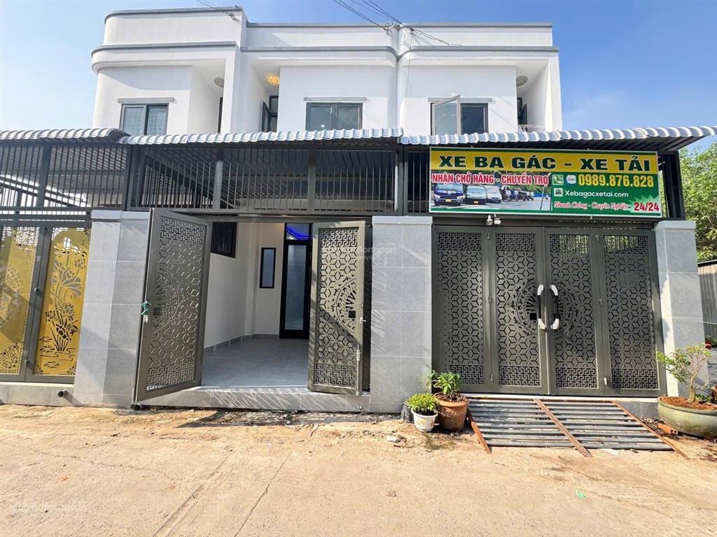 Cho thuê nhà trệt lầu, dt đất 110 m2 có sân sau trồng rau nuôi gà, đường số 11 linh xuân thủ đức