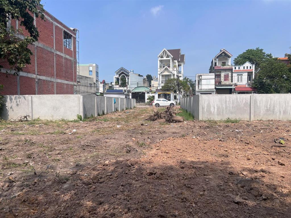 Bán lô đất ngang 45 m đt 1151.1 m gần siêu thị bigc( go) dĩ an , sát đường hai bà trưng mới