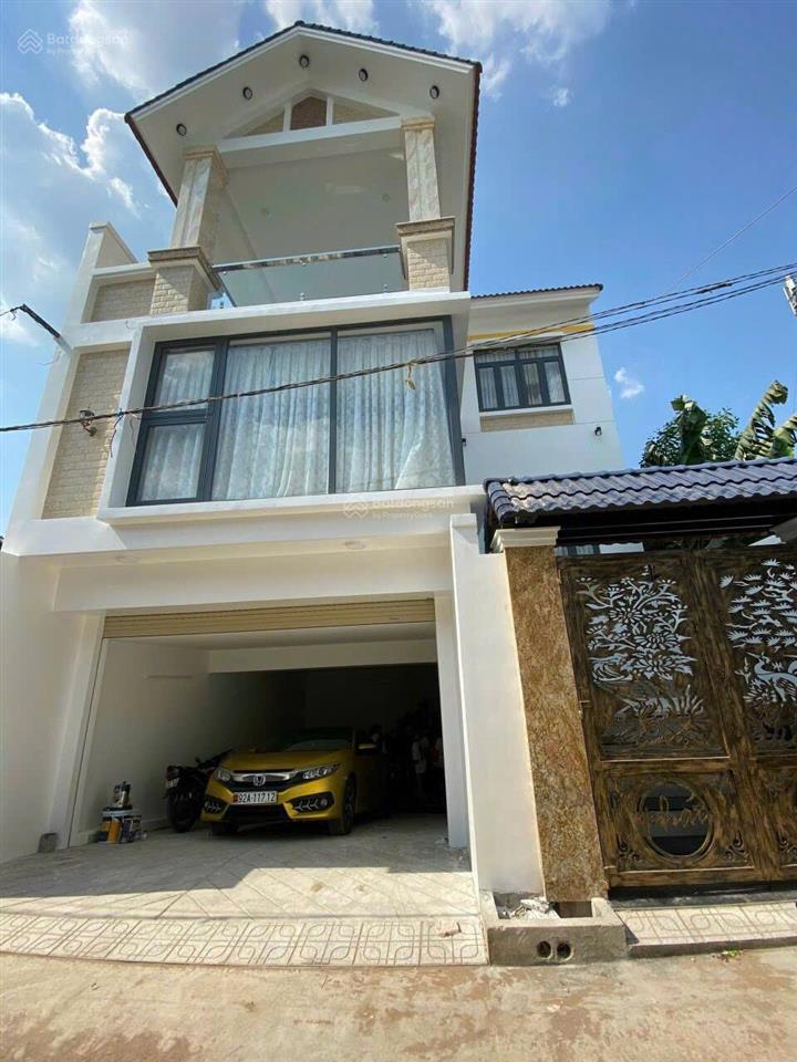 Bán nhà biệt thự, ngang 8 m trệt 2 lầu, cách siêu thị bigc (go) tầm 300 m, giáp thủ đức