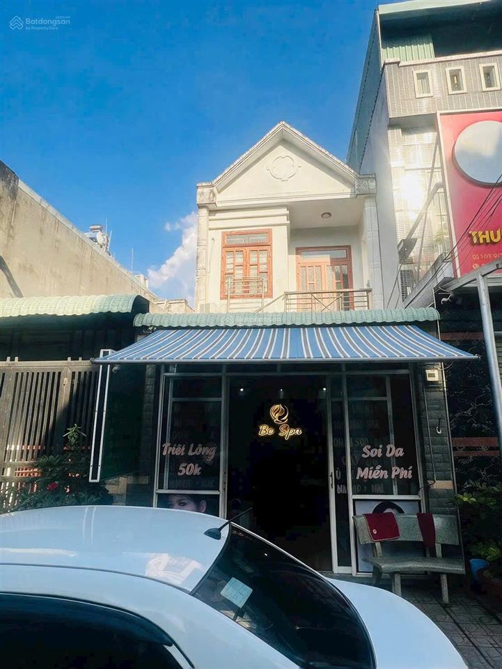 Bán nhà lầu trệt đường nhựa 9m thông, gần ngã tư 550