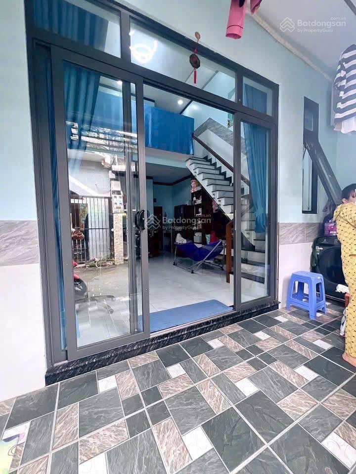 Bán nhà cấp 4 gác đổ gần ngã ba ông xã, chợ đoàn thị kia, đường nhựa 5 m