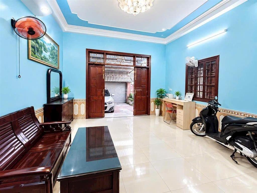 Bán nhà trệt lầu hoàn công, gần ngã tư chiêu liêu đi lại tầm hơn 1 km, ngang 5 m rộng rãi