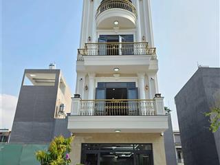 Tôi bán nhà 4 lầu kdc đông hòa gần trường hoc. vừa hoàn thiện đủ nôi thất 6phong 6wc vào ở ngay