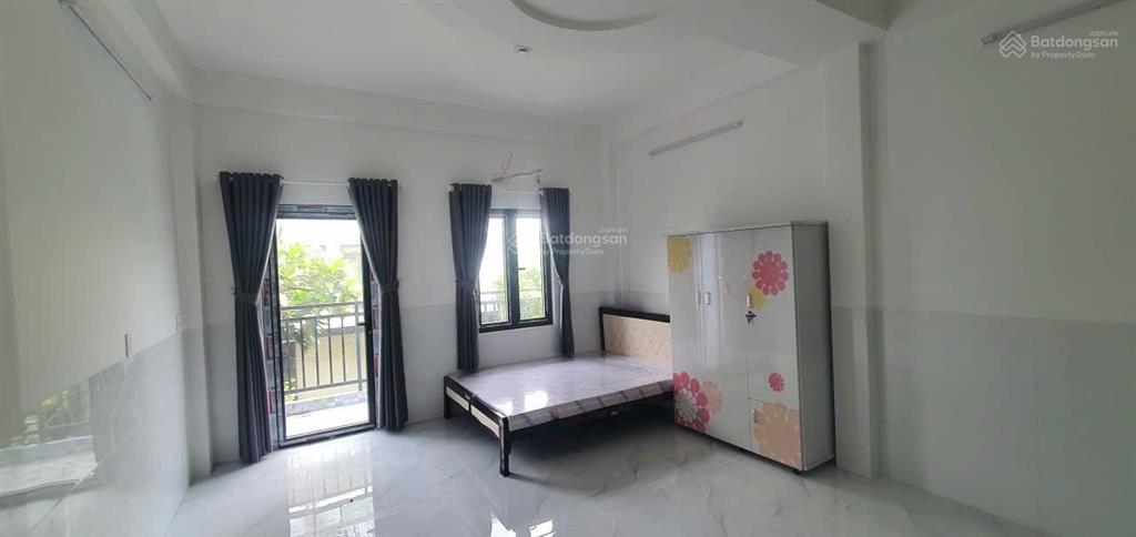 Chính chủ cần bán 2 căn hộ dịch vụ 1 trệt 2 lầu ngay ql1k, linh xuân. dt 81m2. cách làng đhqg 2km