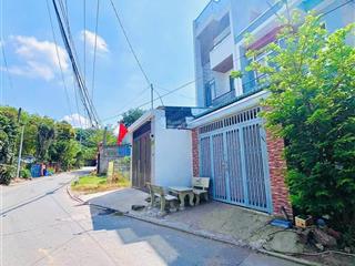 Chính chủ cần bán lô đất đẹp ở bình thắng, dĩ an. đường nhựa thông 7m. dt 83m2. gần làng đhqg