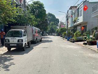 Cần bán căn nhà 1 trệt 1 lầu 1 sân thượng dt 72m2 khu dân cư lê phong cách trần hưng đạo 100m