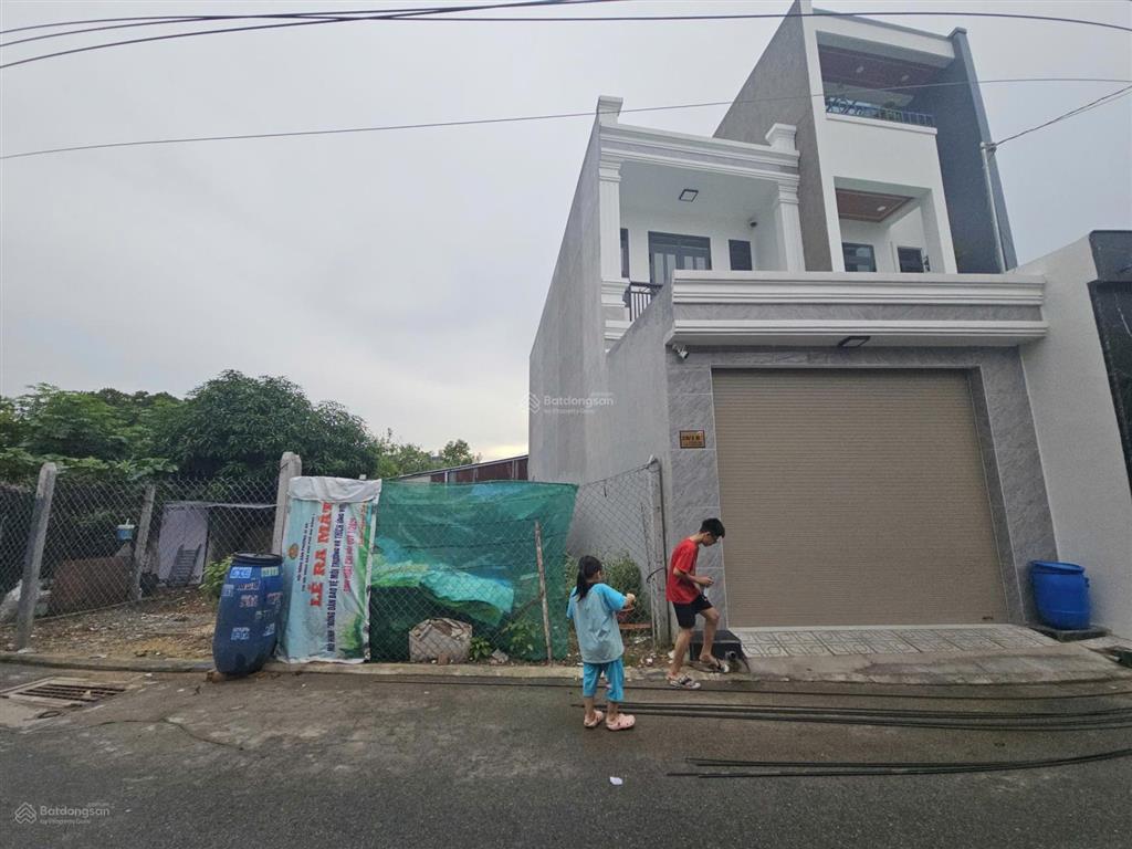 Đất ngay đường nguyễn hiền đường 5m nhựa thông chợ xóm vắng