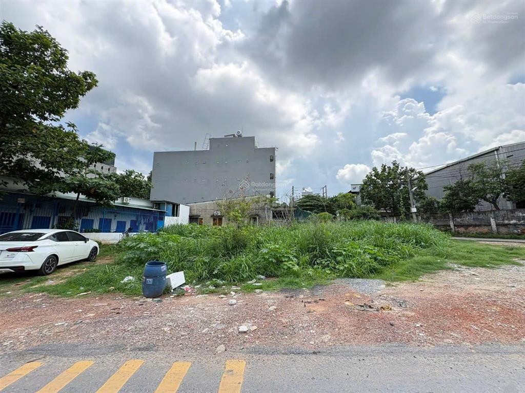 Chủ gửi bán lô đất góc 2 mặt tiền vị trí đẹp sát đường thống nhất, làng đại học tp. hcm