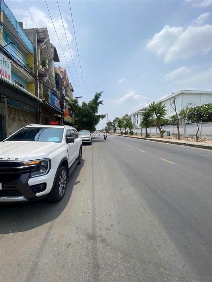 Bán nhà 1 trệt 1 lầu và dãy trọ. mt đường số 21 p. dĩ an, tp. dĩ an