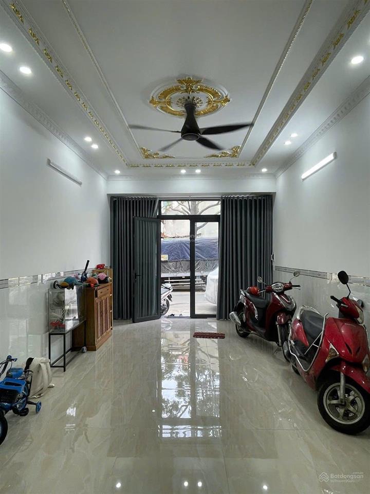 Nhà 3 lầu ngay lý thường kiệt đường thông 8m
giá 7 tỷ 600