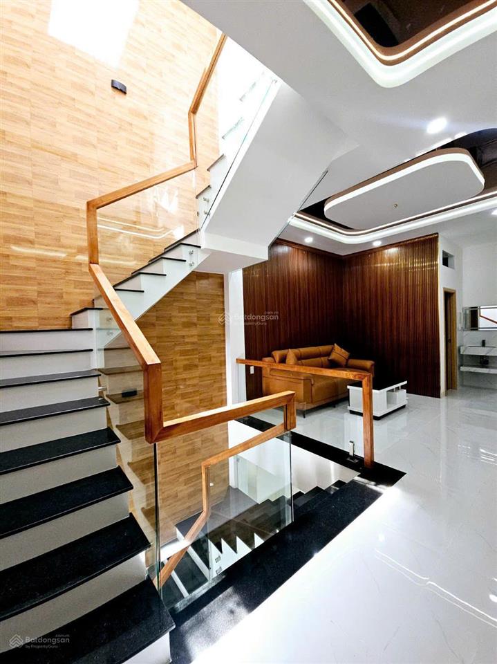 Chủ gửi bán nhà gần siêu thị go đông hòa diện tích 100m2