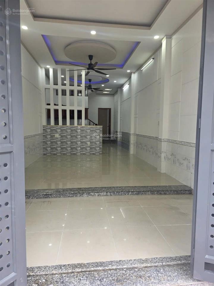 Chính chủ bán nhà 1 trệt 1 lầu ở bình thung, đông hoà. giáp làng đhqg. dt 60,5m2. full thổ. 3pn,2wc