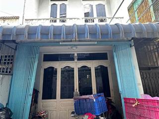 Chính chủ cần bán trệt lầu ở đông chiêu, dĩ an. dt 68,7m. t.cư 55m². 3pn, 2wc. đường xe hơi