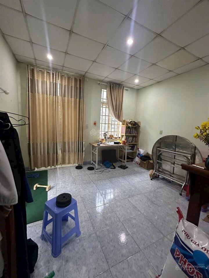Chính chủ cần bán trệt lầu ở đông chiêu, dĩ an. dt 68,7m. t.cư 55m². 3pn, 2wc. đường xe hơi