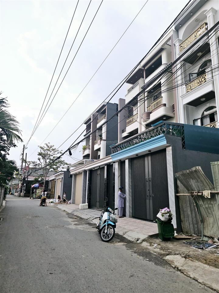 Bán gấp đất 100m² sát big c dĩ an mặt tiền nhựa 6m thông giá tốt cho đầu tư