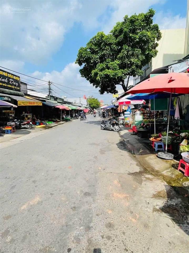 Bán gấp hạ 2 tỷ nhà mặt tiền chợ chang tai đông an 10x21m kinh doanh đa dạng.