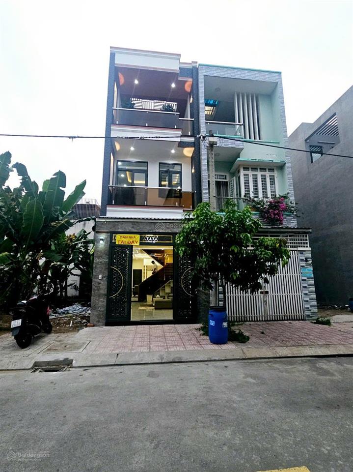 Chính chủ cần bán nhà trệt 2 lầu ở kdc phú mỹ hiệp, tân đông hiệp. thiết kế đẹp. 3pn,4wc. dt 60m2