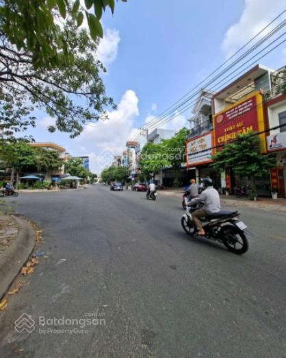 Chính chủ cần bán đất ở tthc dĩ an. kinh doanh, buôn bán vip. dt 74,5m2. có nhà c4 cho thuê