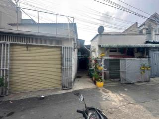 Chính chủ cần bán gấp dãy trọ 12 phòng. thu nhập ổn định ở đông hoà. gần siêu thị go. dt 257,9m2