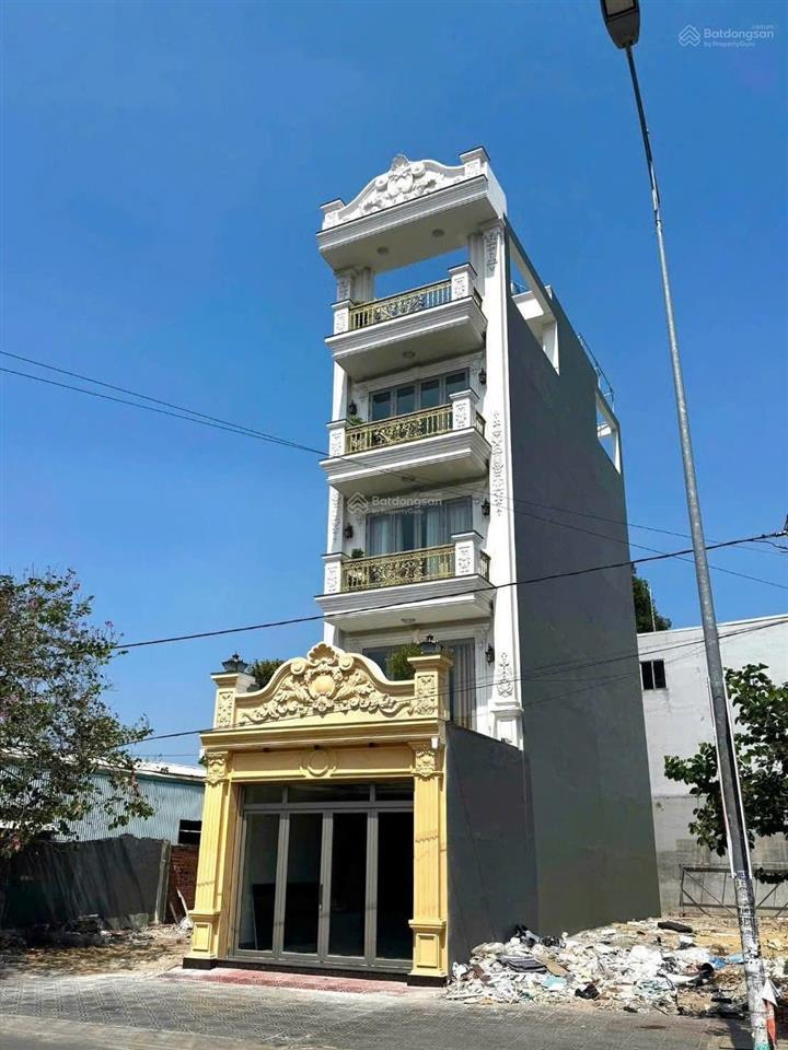 Chính chủ bán gấp nhà 4 tầng ở hai bà trưng, đông hòa gần trường, chợ, siêu thị go. dt 90m2 4pn 5wc
