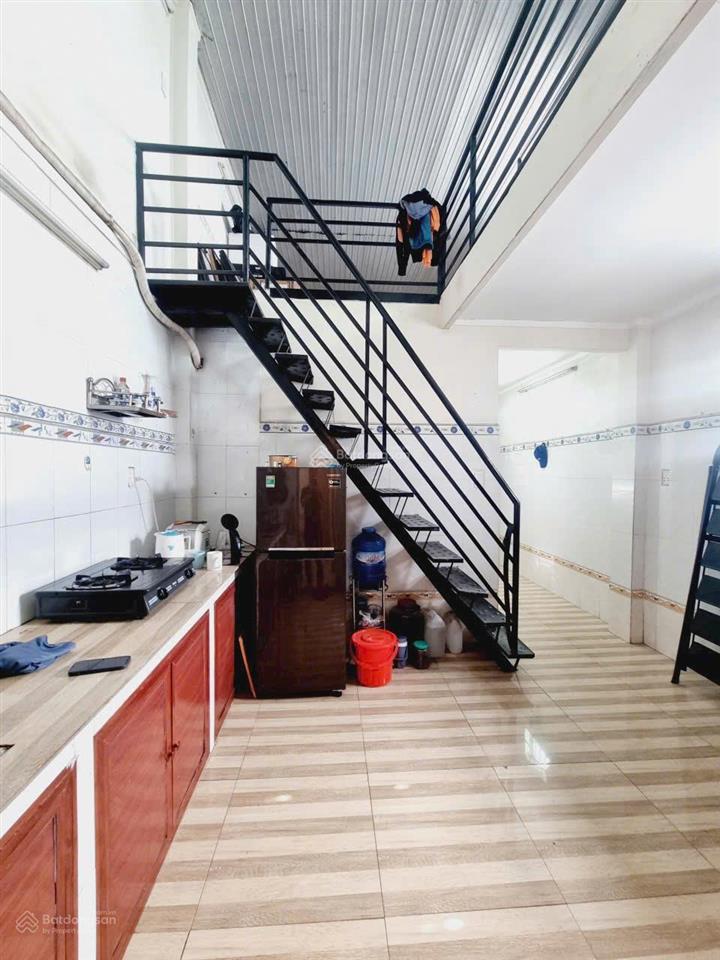 Bán nhà sát làng đhqg, metro suối tiên 800m
giá 4.25ty tl