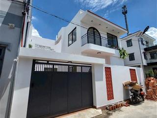 Nhà indochine đẹp  gần ngã tư chiêu liêu  ngang 10m  hxh  giá 4,9 t