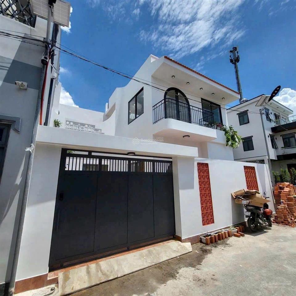Nhà indochine đẹp  gần ngã tư chiêu liêu  ngang 10m  hxh  giá 4,9 t