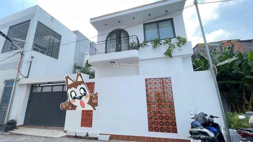 Nhà indochine đẹp  gần ngã tư chiêu liêu  ngang 10m  hxh  giá 4,9 t