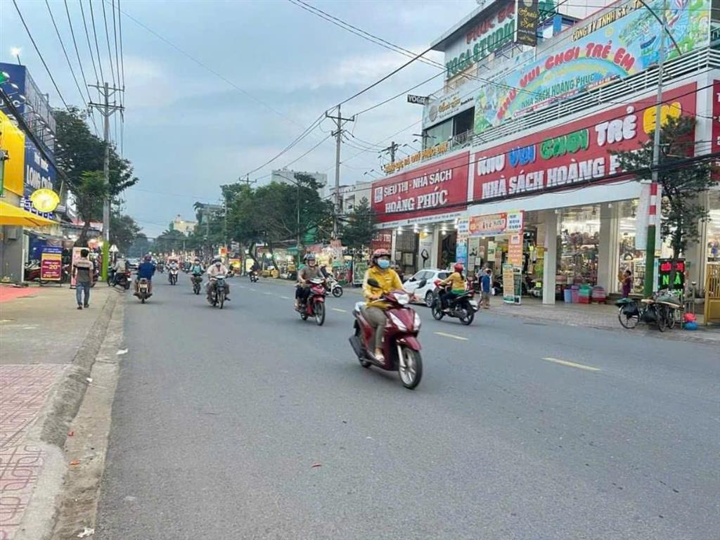 Mặt tiền kinh doanh vip đường nguyễn trãi, dĩ an