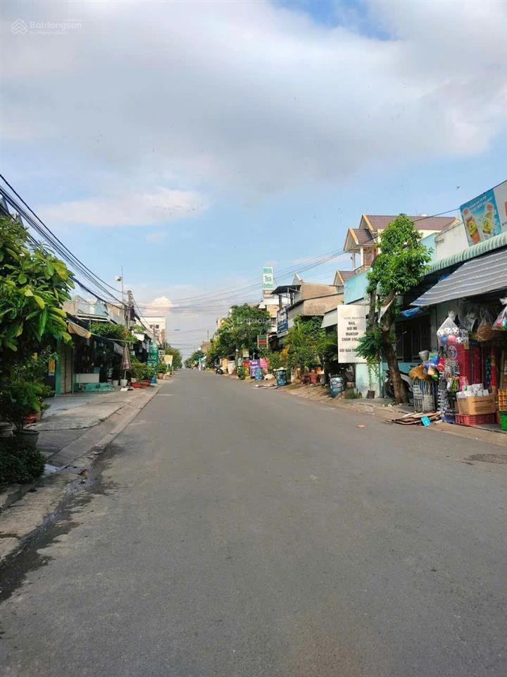 Đại hạ giá lô đất cực đẹp  khách trả giá là chốt . chưa qua cao tốc. sát tu