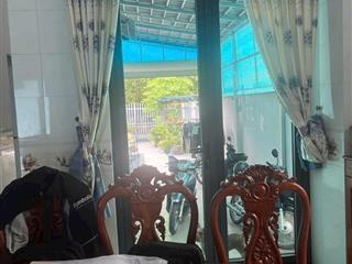 Chủ nhà cần bán nhà biệt thự vườn 208m2 mặt tiền nhựa 7m thông buôn bán tốt