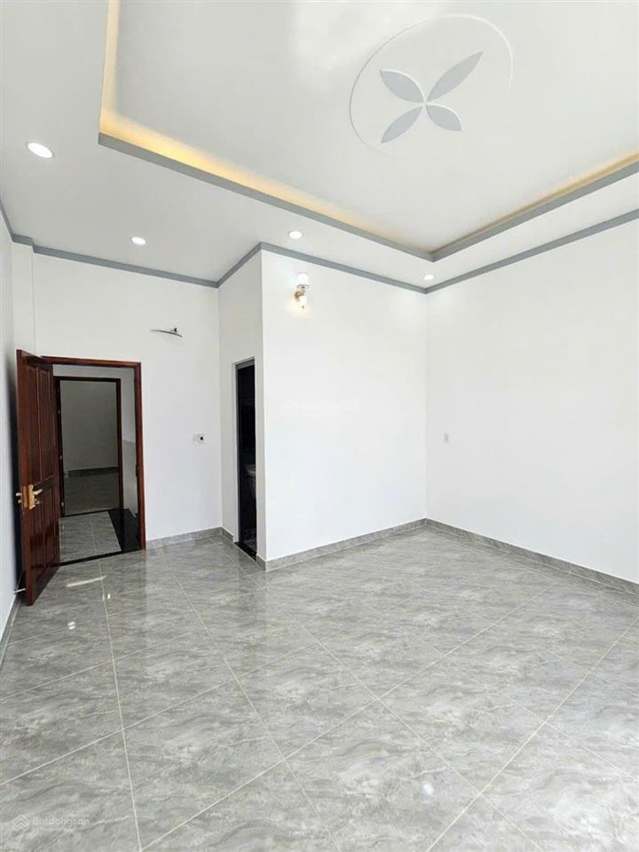 Chính chủ cần bán gấp trệt 2 lầu ở đường đông minh, đông hòa. dt 93,1m. 3pn, 4wc. gần thị go 500m