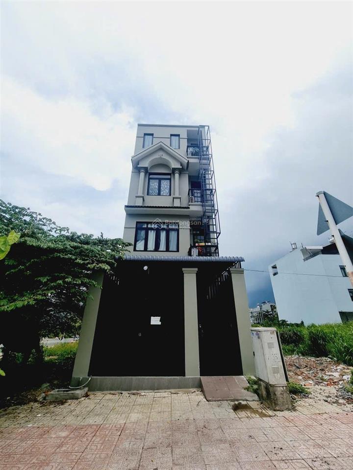 Chủ gửi tòa căn hộ dịch vụ 17 phòng dòng tiền 44 triệu/tháng
