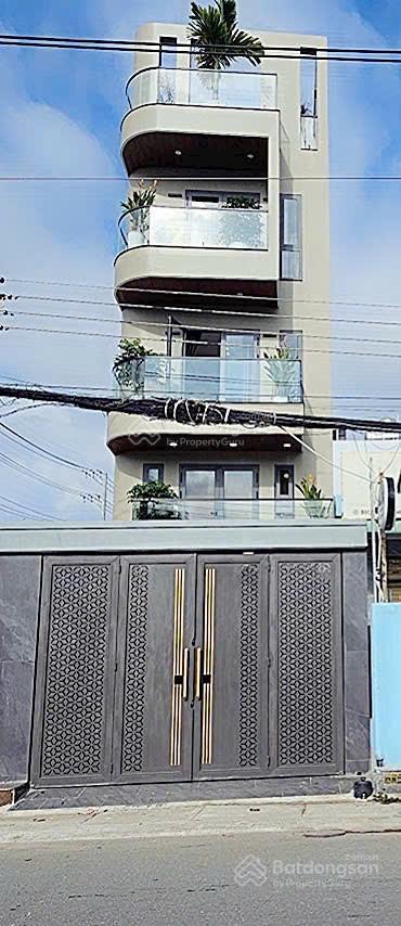 Chính chủ cần bán mt kinh doanh trệt 3 lầu ở đông hòa, dĩ an. gần big c dĩ an. dt 89,7m2. 4pn, 6wc.