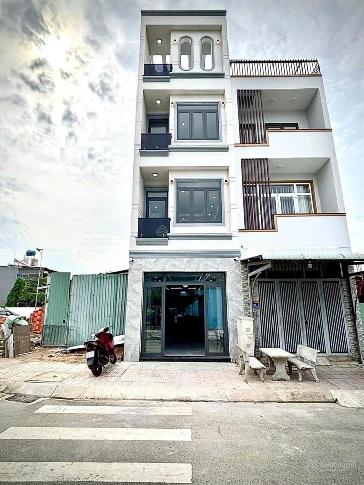 Hạ giá bán gấp nhà 71m2, nhà mới  hướng tây bắc, vị trí phú hồng thịnh dĩ an