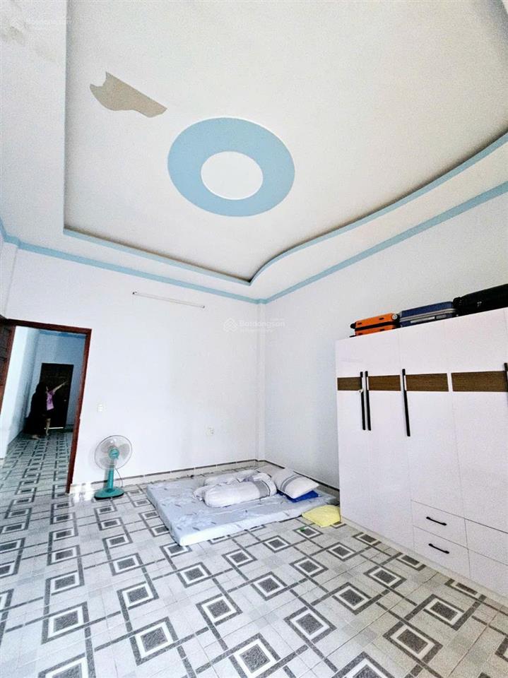 Chính chủ cần bán nhà 2 tầng ở đông minh, đông hoà. dt 99m2. 3pn, 2wc. gần trường, s.thịgo.tiện ích
