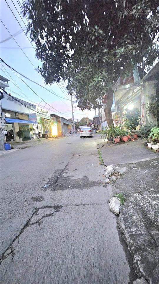 Chính chủ cần bán nhà 2 tầng ở đông minh, đông hoà. dt 99m2. 3pn, 2wc. gần trường, s.thịgo.tiện ích