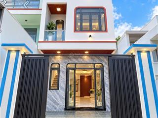 Nhà 1 trệt 2 lầu hoàn công gần chợ dĩ an 1