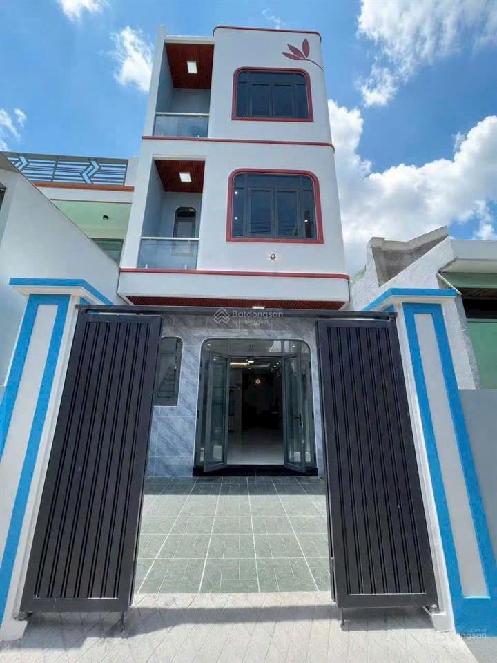 Nhà 1 trệt 2 lầu hoàn công gần chợ dĩ an 1
