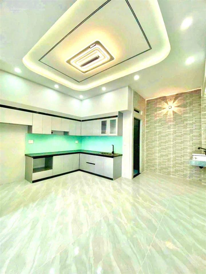Nhà 1 trệt 2 lầu hoàn công gần chợ dĩ an 1