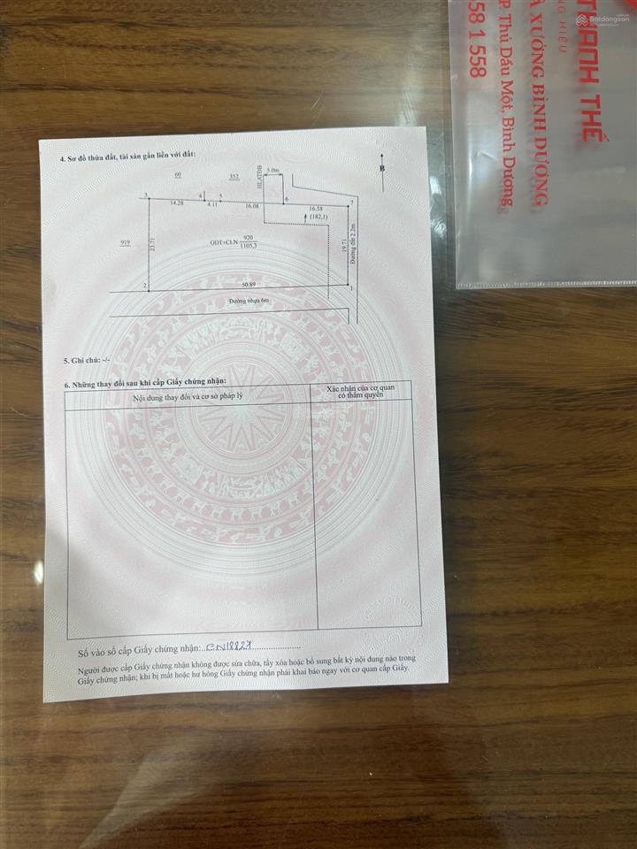 Chính chủ bán khu nhà nằm ngay trung tâm thành phố mới, nhà có sân vườn rộng rãi