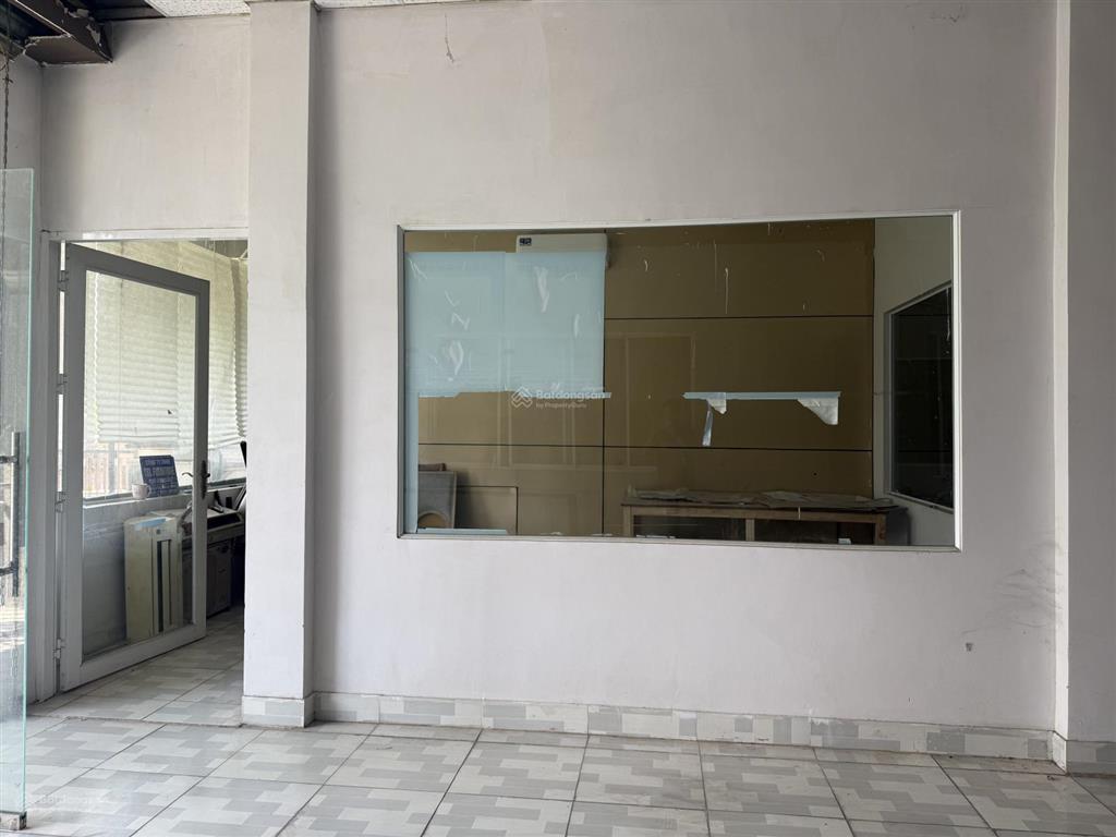 Chính chủ cần bán gấp nhà kho ở phường tân vĩnh hiệp tân uyên ( giáp kcn sóng thần 3 tp mới )